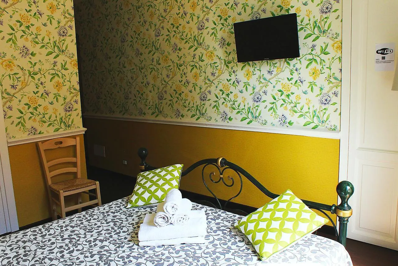 Casa Fanti 57 Hostel Rome 0*,